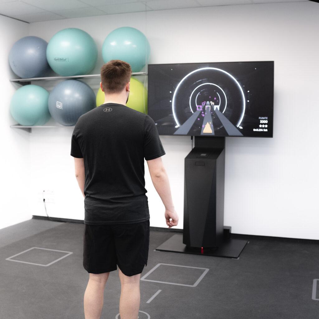 Fitness durch spielerisches Training mit dem SKILLCOURT im physiomed