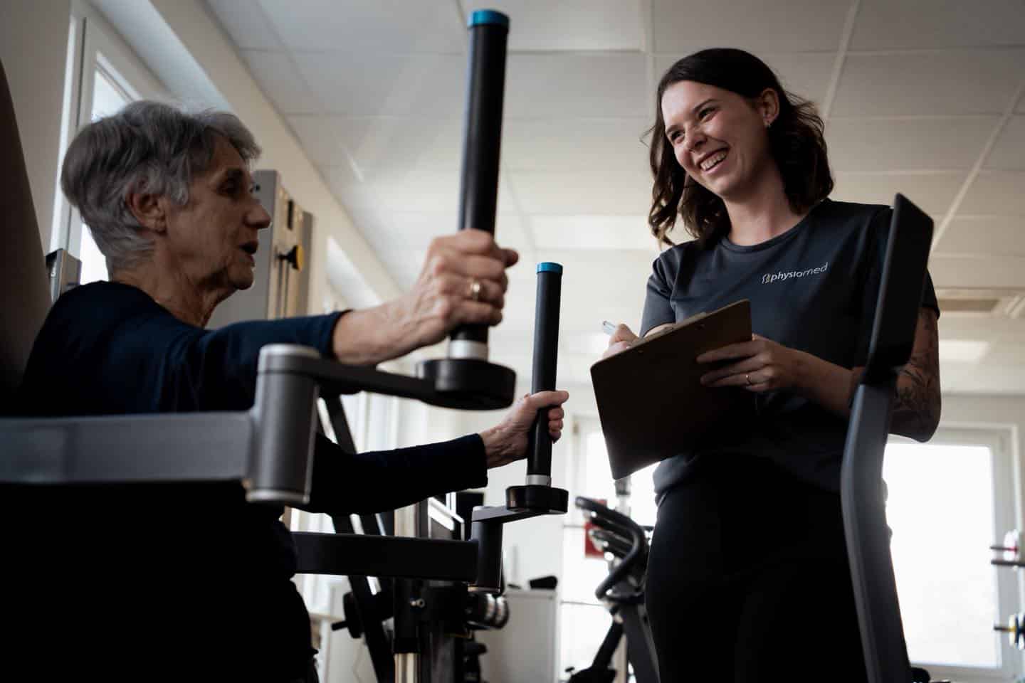 ✨ Bei uns steht echte Betreuung im Mittelpunkt! ✨

Im Physiomed trainierst du nicht einfach nur – du wirst begleitet.
Unser fachkundiges Team ist jederzeit an deiner Seite, um dich sicher, motiviert und individuell durch dein Training zu führen. 💪

🤝 Persönlich. Familiär. Kompetent.
Wir nehmen uns Zeit für dich, hören zu und passen dein Training an deine Ziele an.
Bei uns bist du keine Nummer – du bist Teil unserer Physiomed-Familie! ❤️

🔥 Training schon ab 14,90 € pro Woche
Starte jetzt und erlebe, wie sich Training mit echter Betreuung anfühlt!

📍 Komm vorbei – wir freuen uns auf dich!